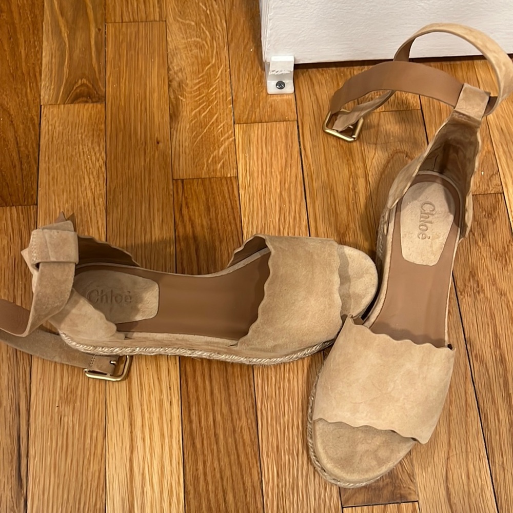 Chloe Size 38 Tan Espadrille Sandals - Barely Worn